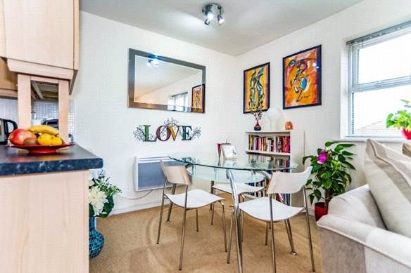 Property photo 3 of 8 Picture No. 95