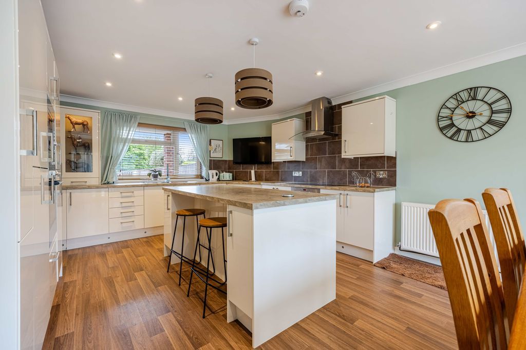 Additional image 8 of 6 bed detached house for saleWarborough Road, Churston Ferrers, Brixham TQ5