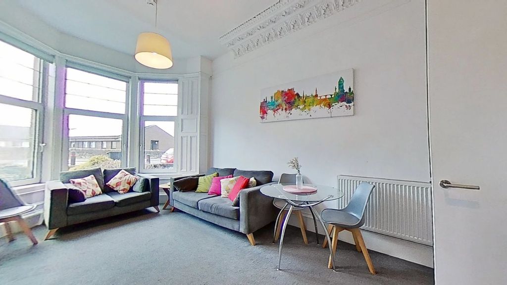 Property photo 2 of 11 Photo 2