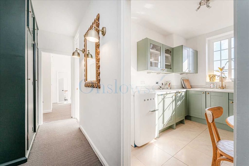 Property photo 3 of 15 Hall