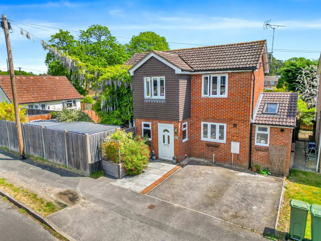 Additional image 37 of 3 bed detached house for saleAlma Road, Bordon GU35
