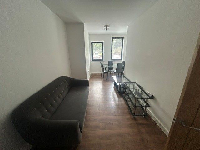 Property photo 1 of 4