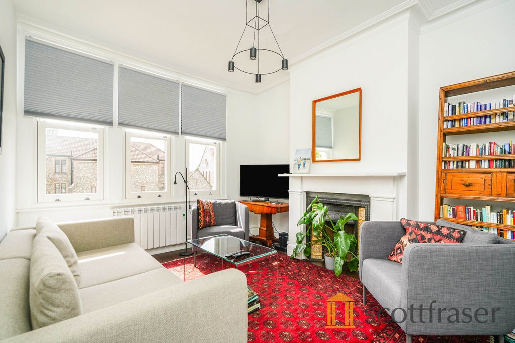 Property photo 3 of 12 3