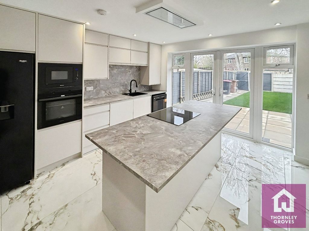 Property photo 3 of 12 Picture No. 05