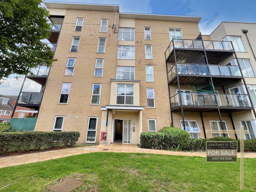Property photo 1 of 12