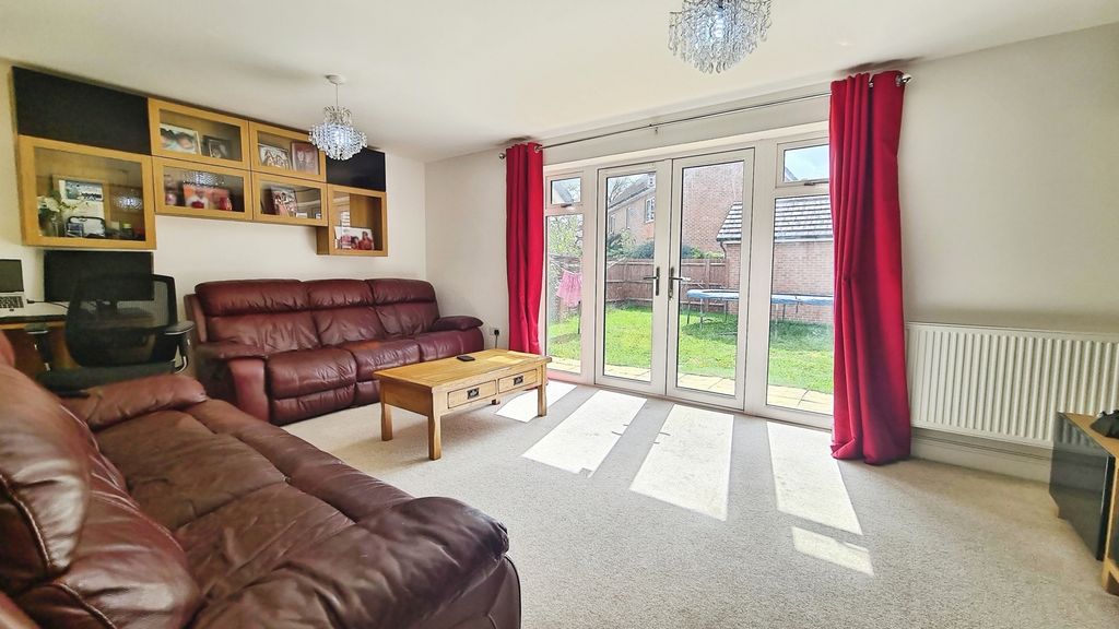 Property photo 2 of 13 Pbox-Img.Jpg