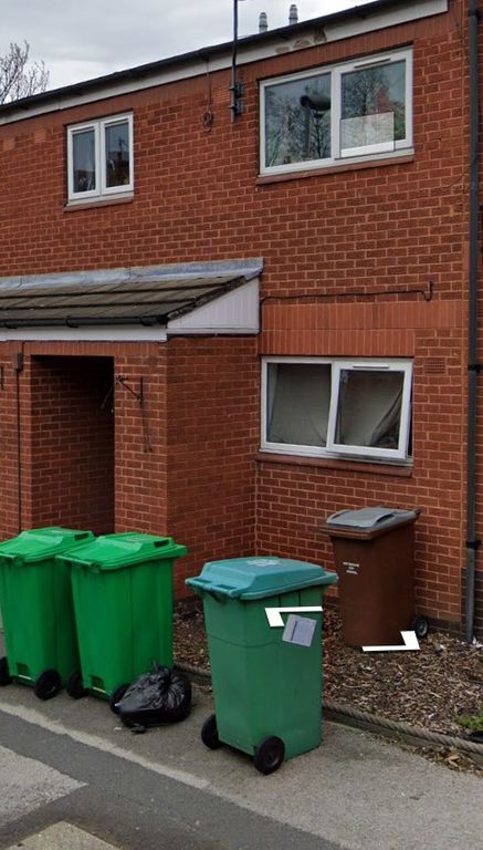 Property photo 1 of 1 Suez Street