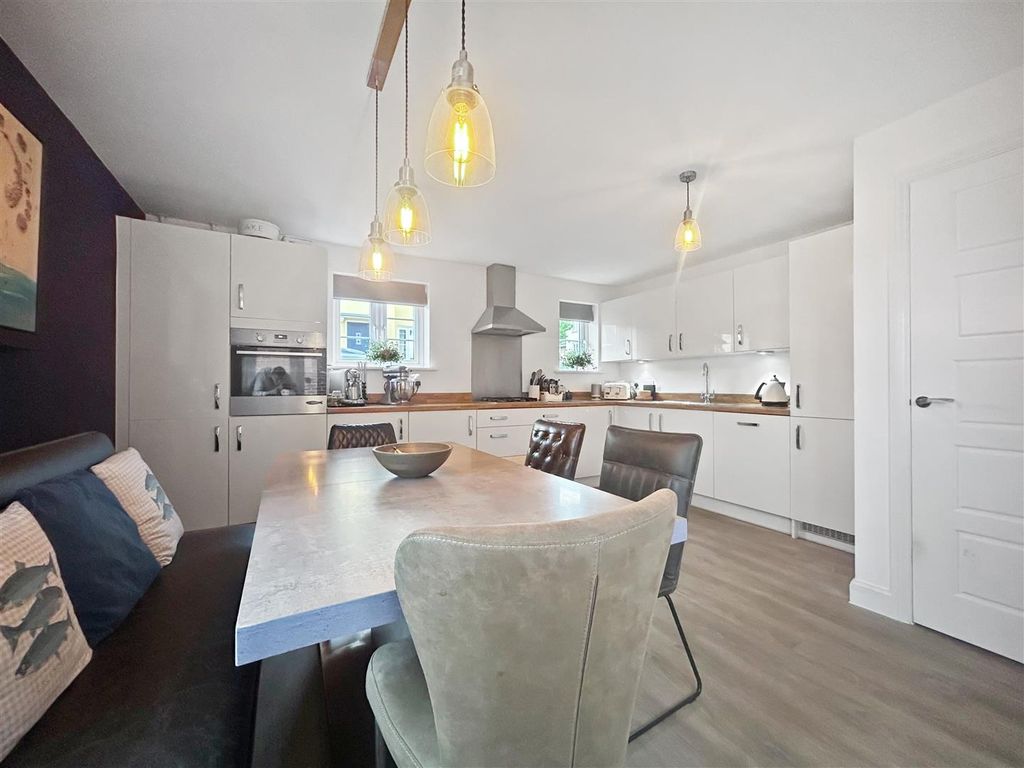 Property photo 2 of 15 Img_9073 (1).Jpg