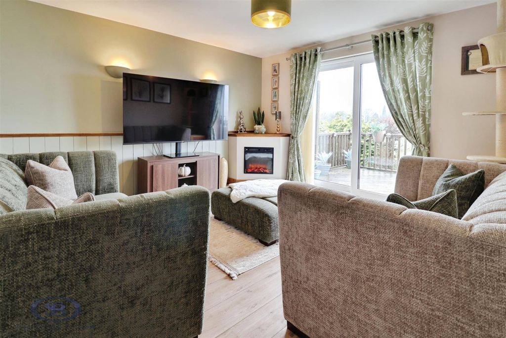 Property photo 2 of 17 9F347A0B-Img_9588-Img_9590.Jpg