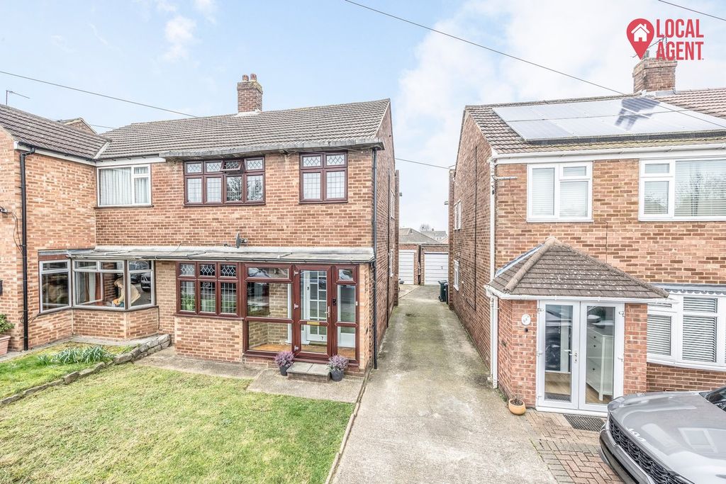 Property photo 2 of 19