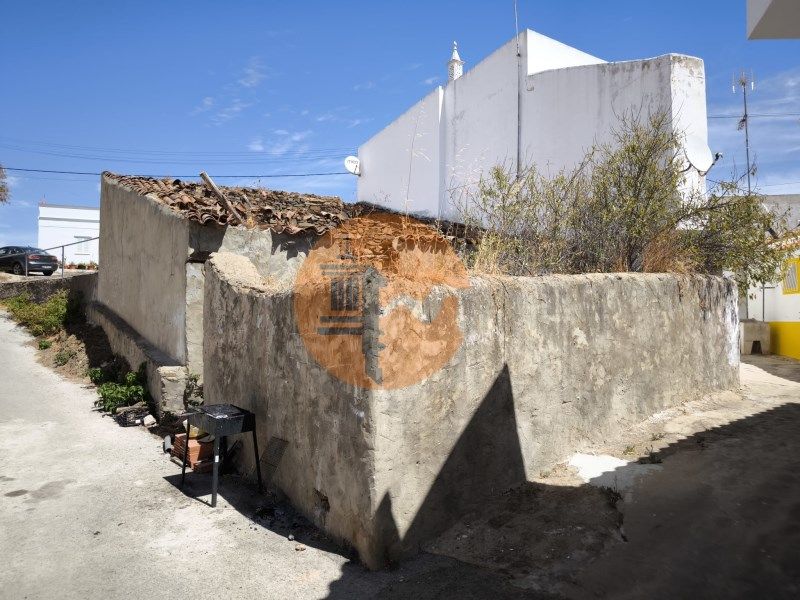 Property photo 1 of 39