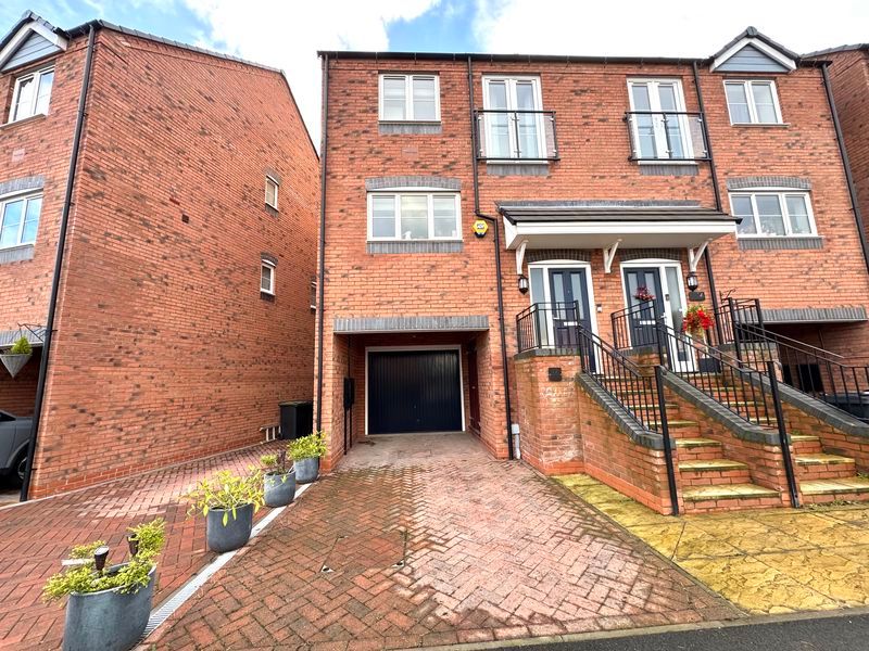 Property photo 1 of 15 Photo 2