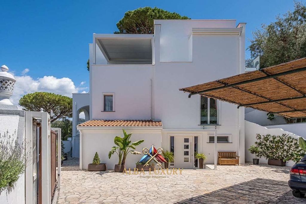 Property photo 2 of 47