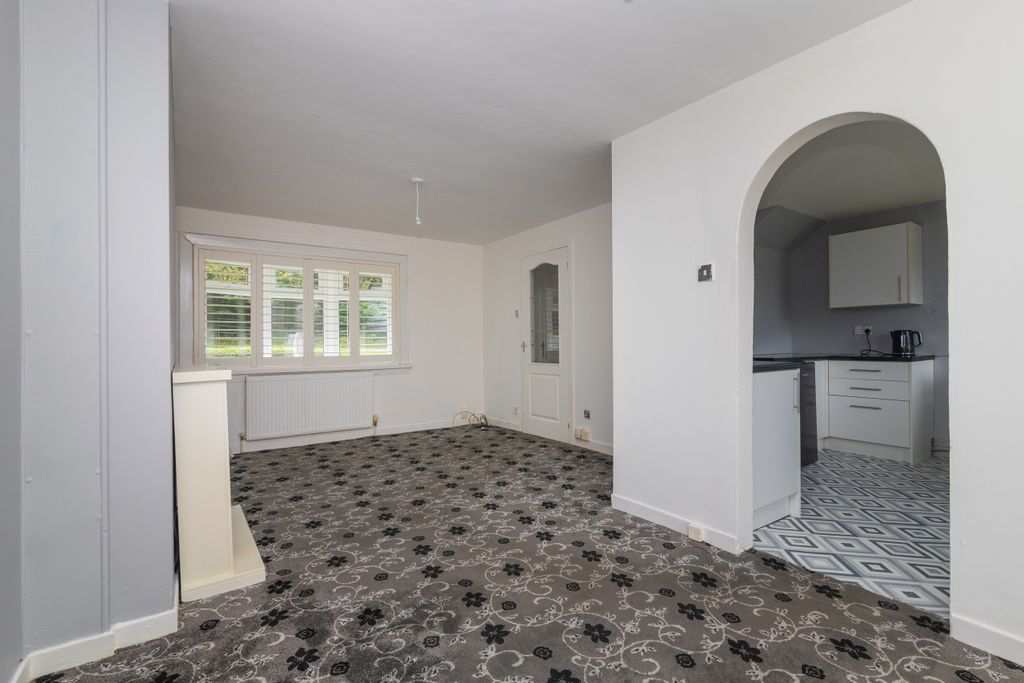 Property photo 3 of 19 102 Glenburn Road-6