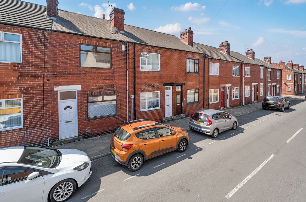 Property photo 1 of 16 1481379-1-6A3A66B...