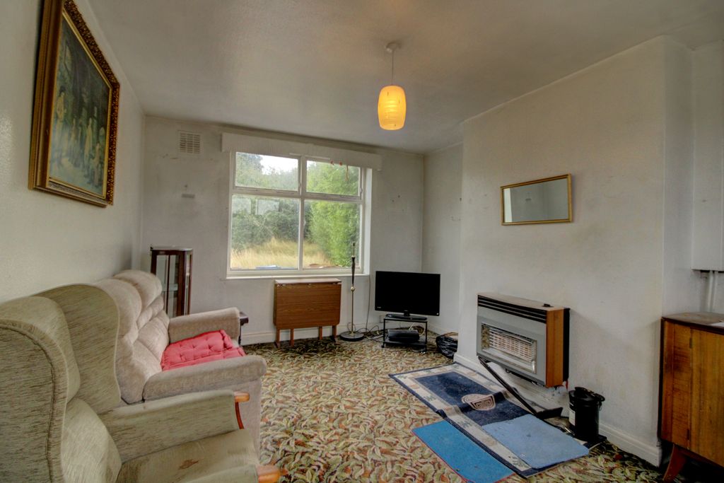 Property photo 3 of 16 3