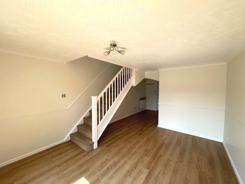 Property photo 2 of 8 Photo 8