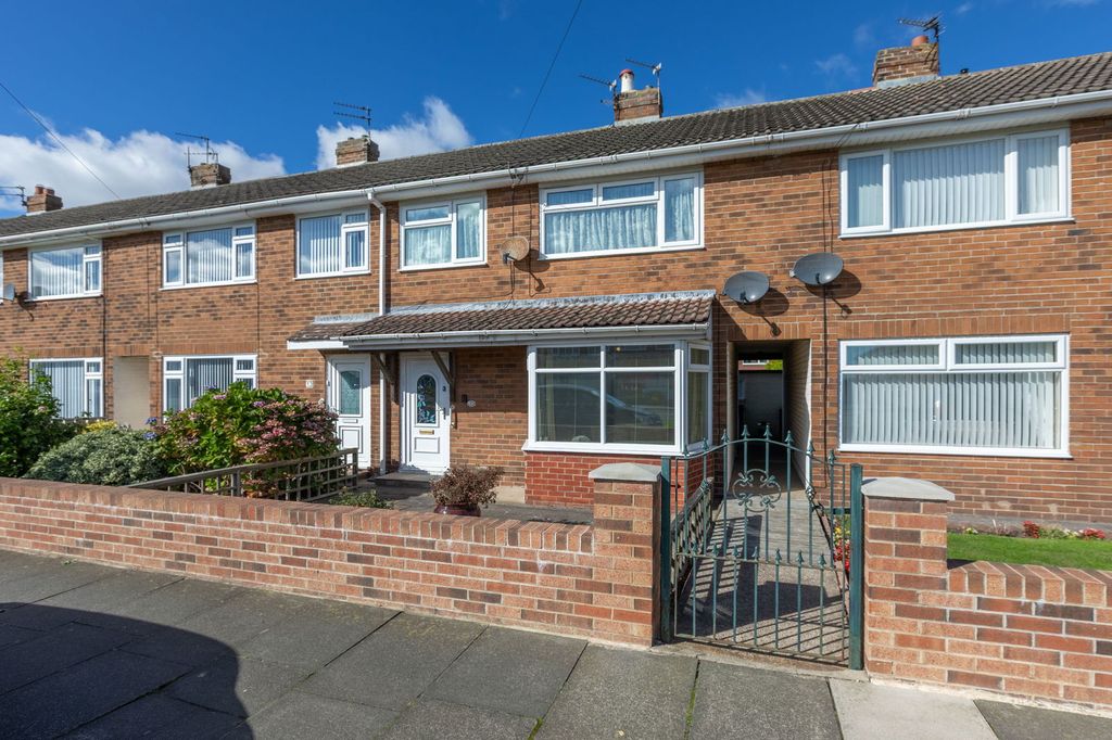 Property photo 1 of 18