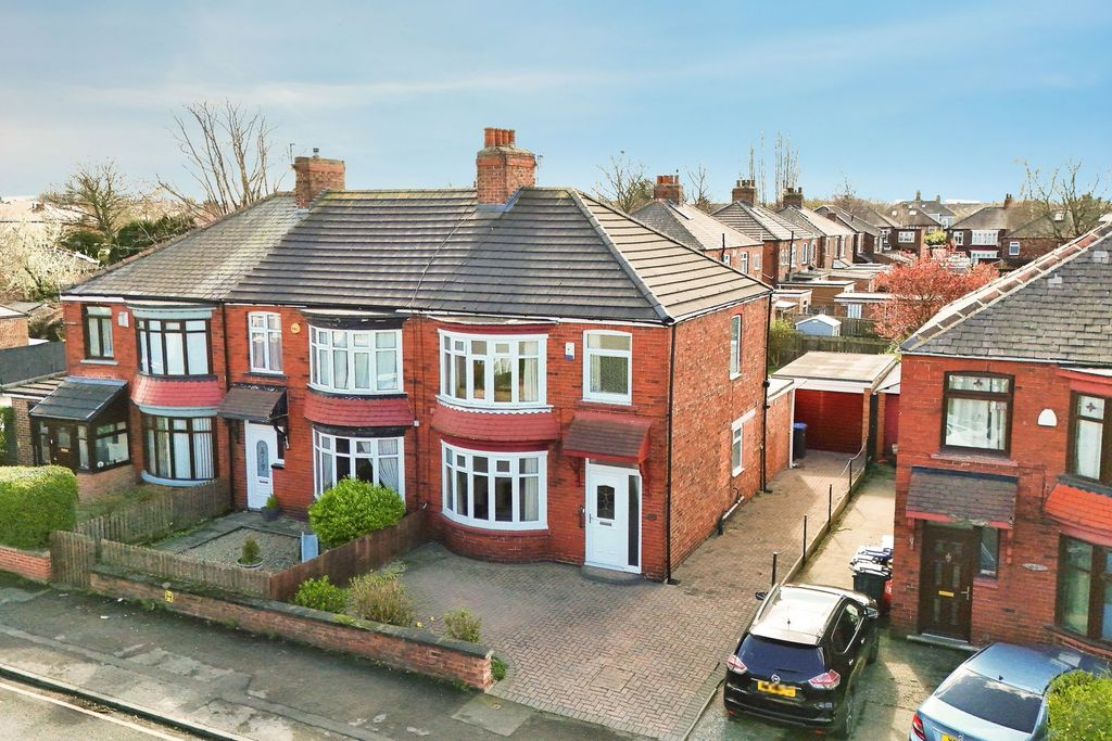 Property photo 1 of 24