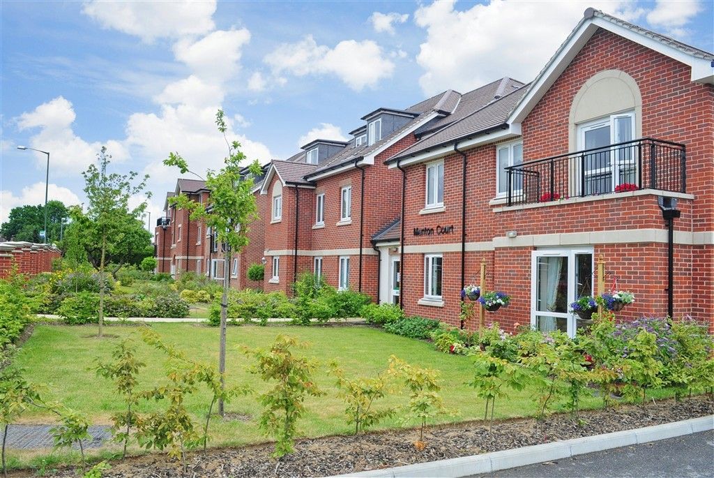 Property photo 1 of 9 Front