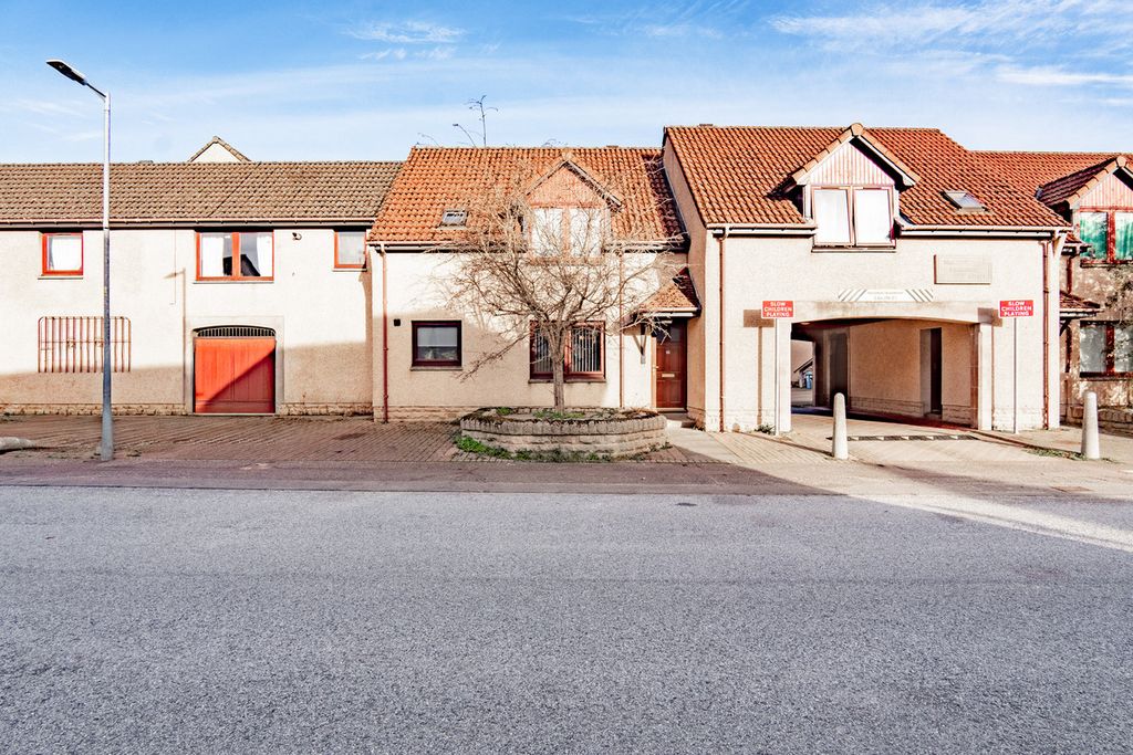 Property photo 1 of 19