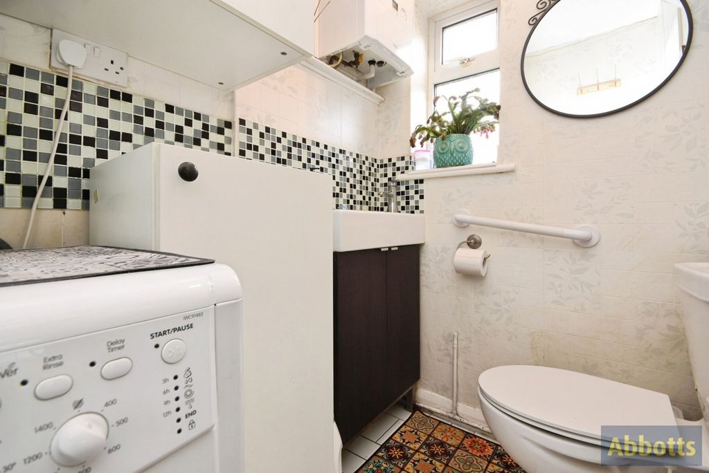 Property photo 3 of 24 Pbox-Img.Jpg