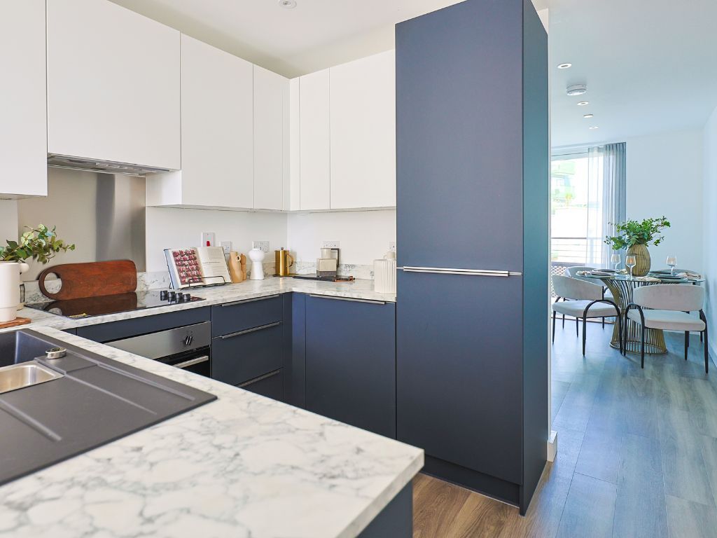 Property photo 1 of 8 Kitchen