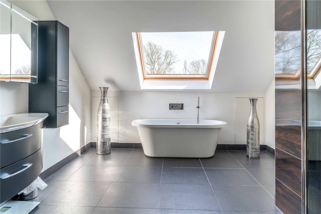 Additional image 16 of 5 bed detached house for saleHigh Road, Loughton, Essex IG10