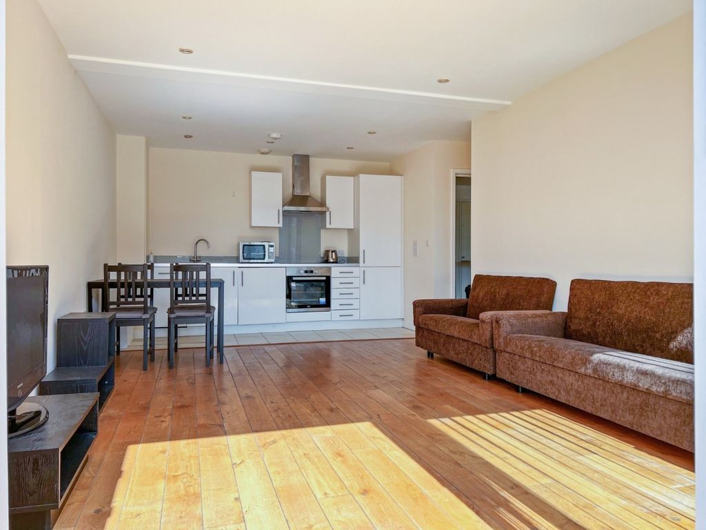 Property photo 2 of 13 4818231