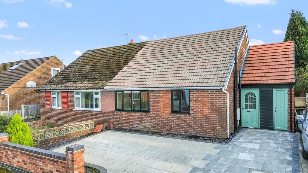 Property photo 1 of 36