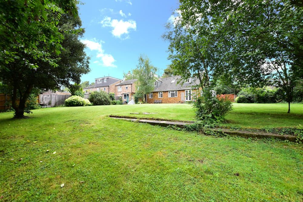 Property photo 2 of 16