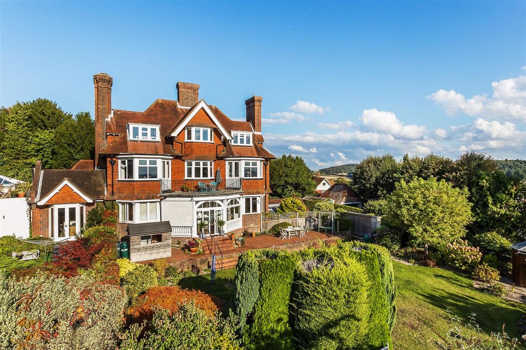 Additional image 24 of 3 bed flat to rent23 Warwicks Bench, Guildford, Surrey GU1