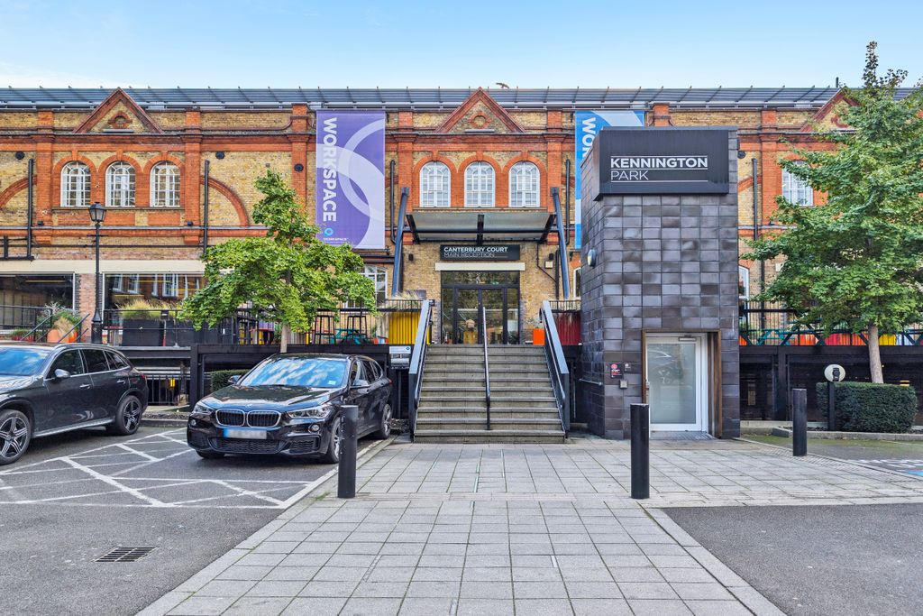 Property photo 1 of 5