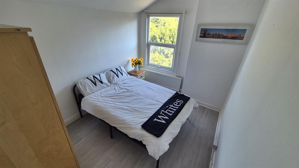 Property photo 1 of 6 1000037615.Jpg