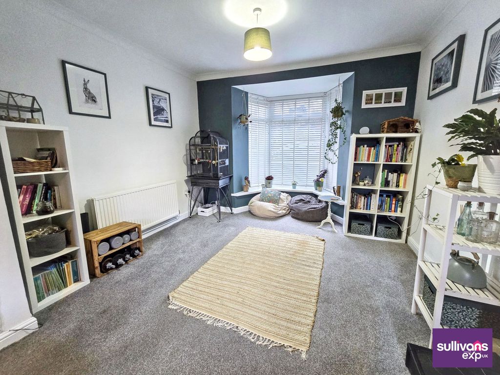 Property photo 3 of 19