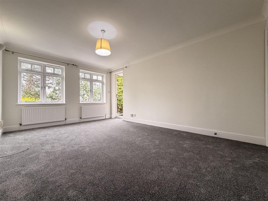 Property photo 2 of 16 Img_8642.Jpg