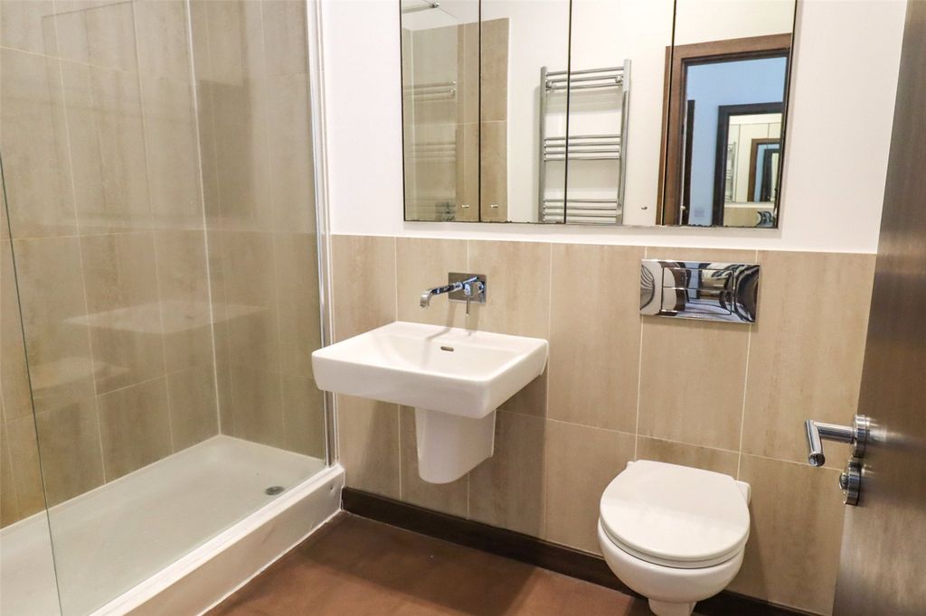 Property photo 3 of 17 Picture No. 30