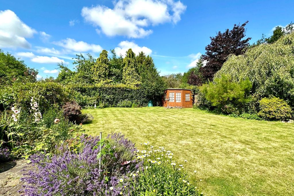 Property photo 3 of 13