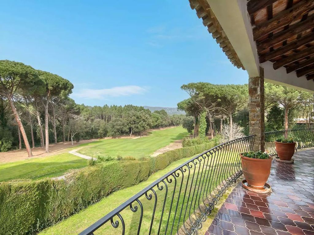 Property photo 1 of 36