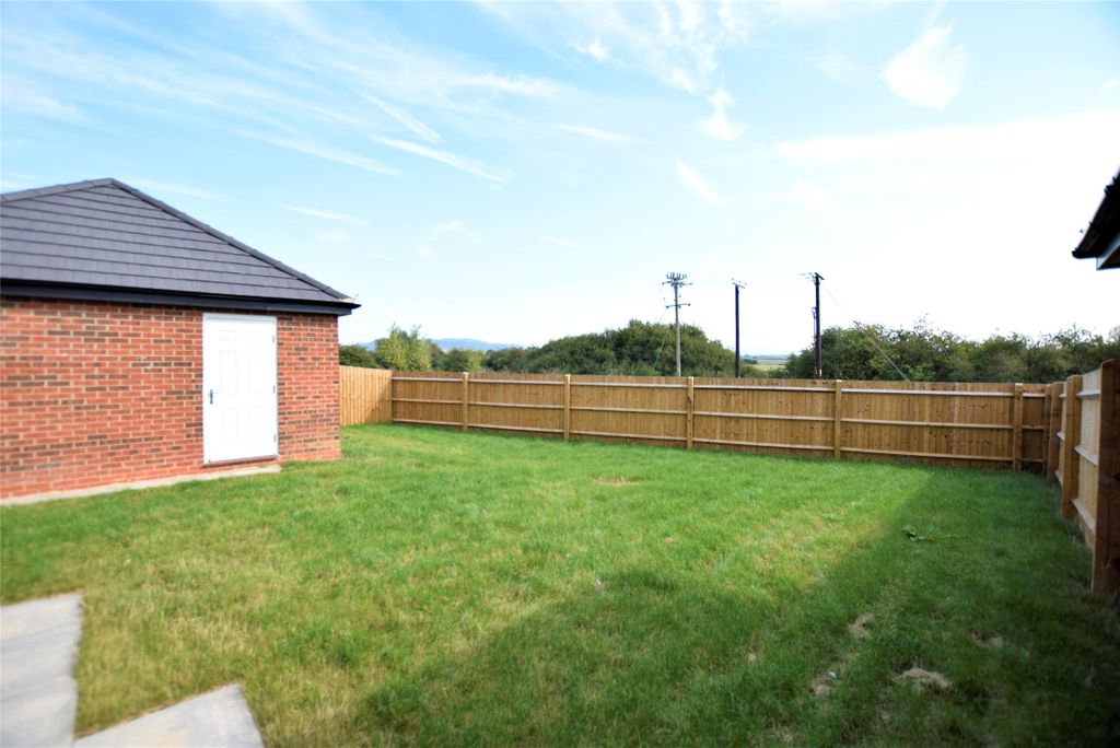 Property photo 2 of 22 Picture No. 59