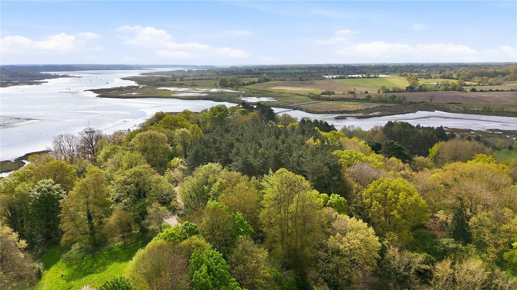 Property photo 1 of 8 Harrison Wood