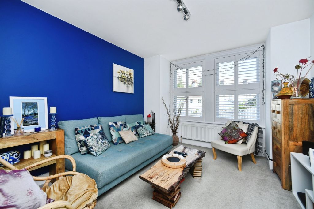 Property photo 3 of 19