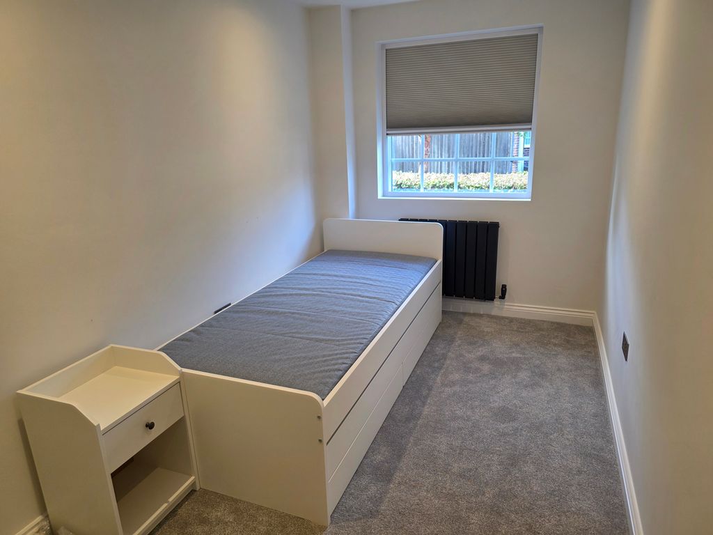 Property photo 2 of 10 2nd Bedroom
