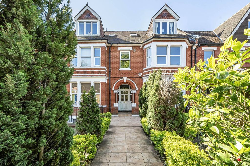 Property photo 1 of 10