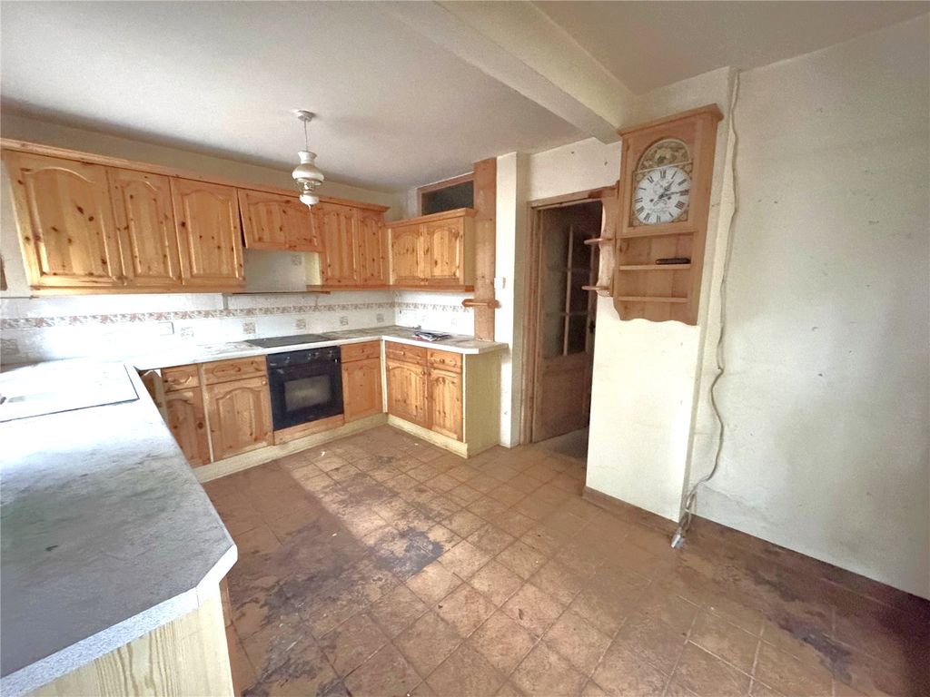 Property photo 2 of 14 Picture No. 40