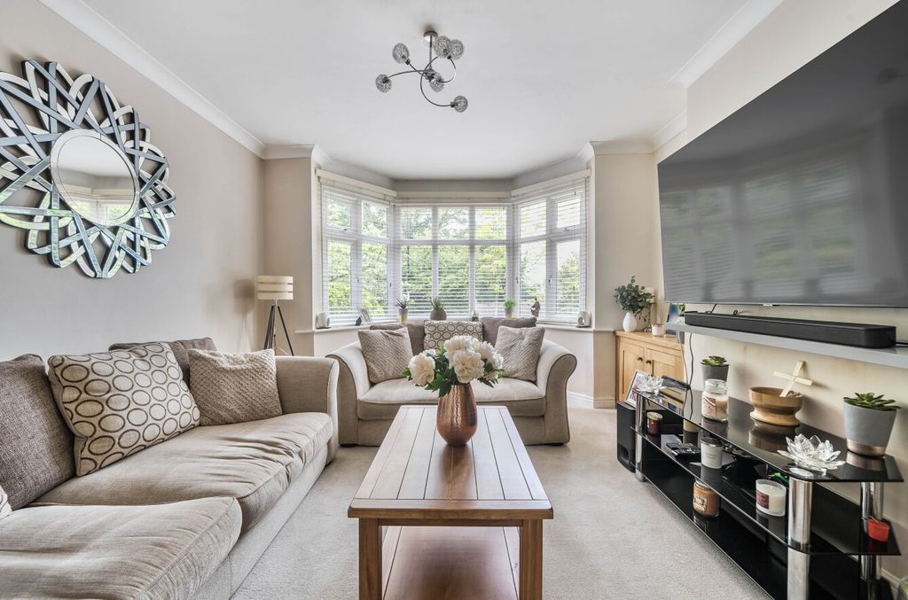 Property photo 3 of 14 1305308-25-6842B9...