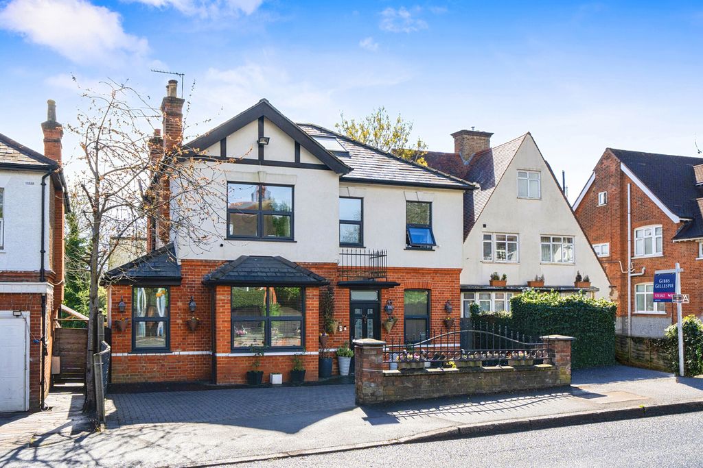 Property photo 1 of 32 53-69Ef51B31236A-...