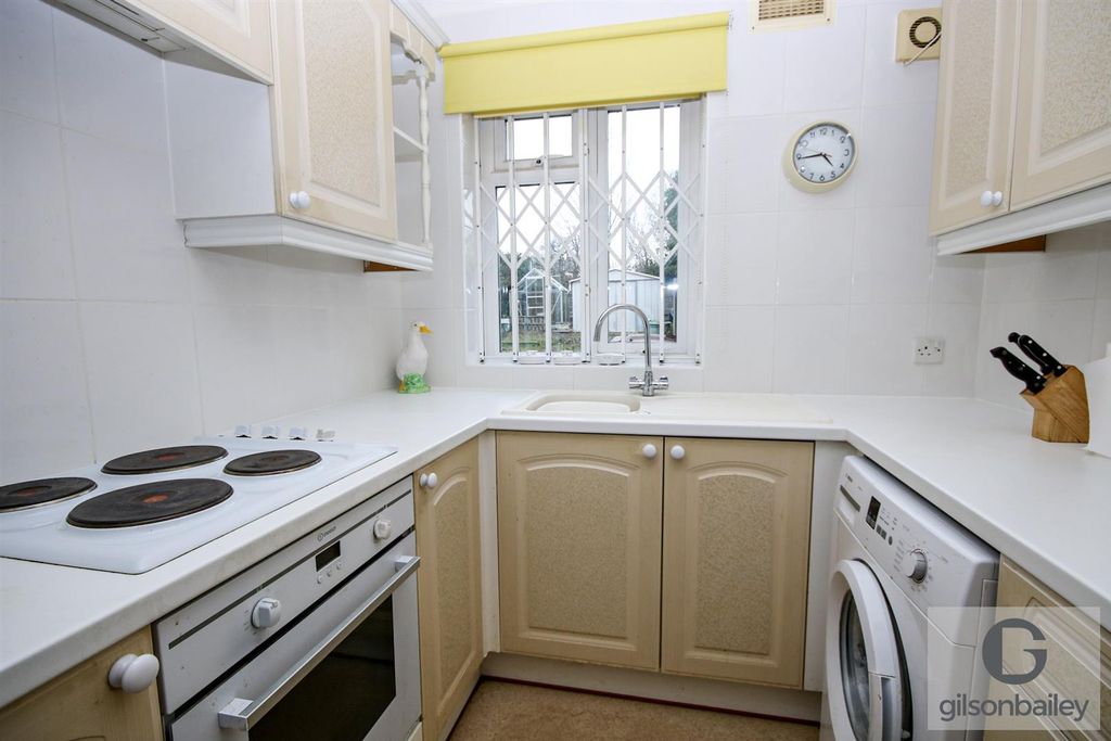 Property photo 3 of 9 7-Img_0510.Jpg