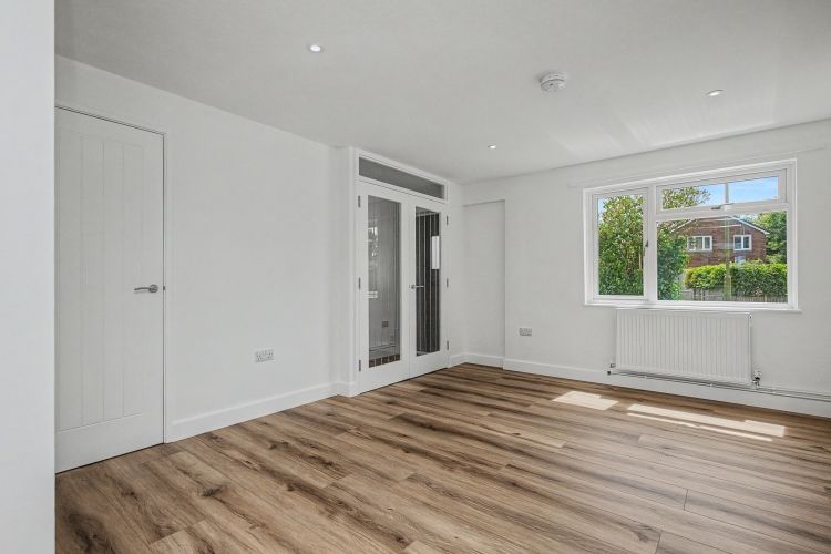 Property photo 2 of 10 331332