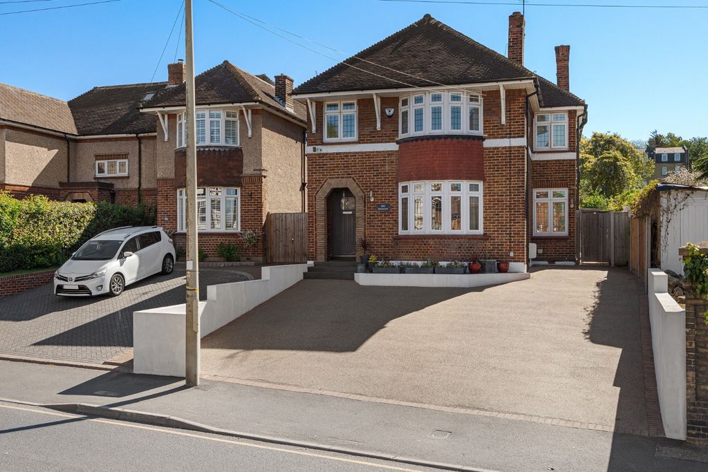 Property photo 1 of 40 4496760